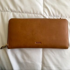 Fossil Emma zip wallet/wristlet